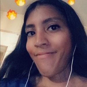 Meet your Posher, April